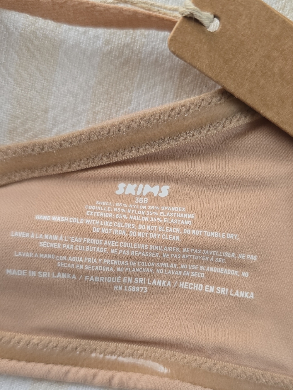 SKIMS Smoothing Intimates Strapless Unlined Bra Size:36B Clay - Picture 6 of 6